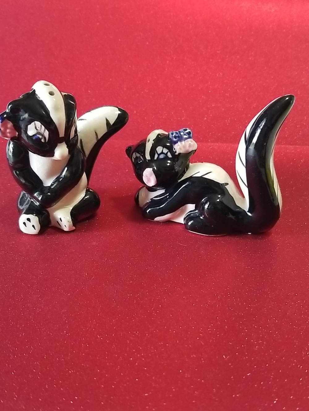Vintage Skunk Ceramic Salt And Pepper Shakers